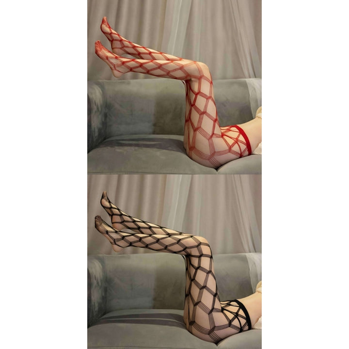 Bold Diamond Crisscross Fishnet Stockings